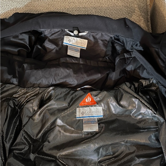 Columbia Omni Heat Women's Ski Shell & Inner Jacket, Dark Gray, Large, worn once - Picture 6 of 6